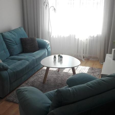 Powstancow Wielkopolskich 12 Poznań Esterno foto