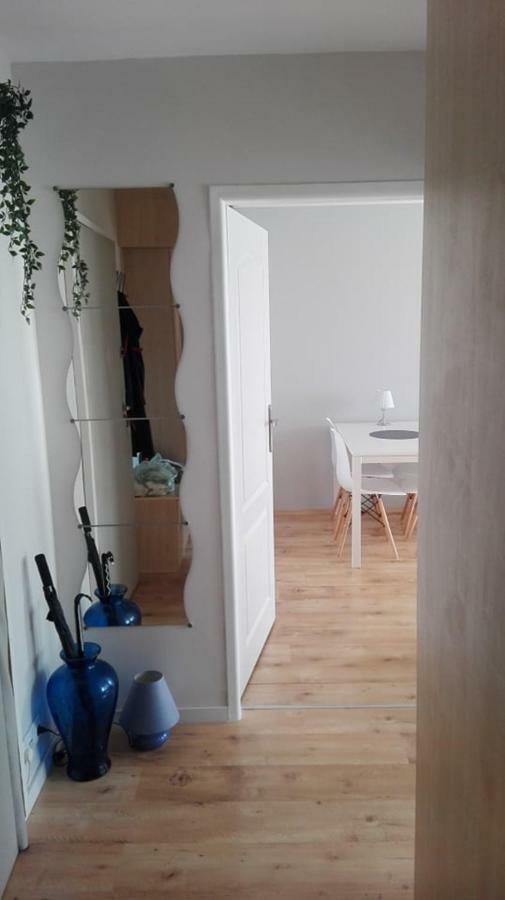 Powstancow Wielkopolskich 12 Poznań Esterno foto